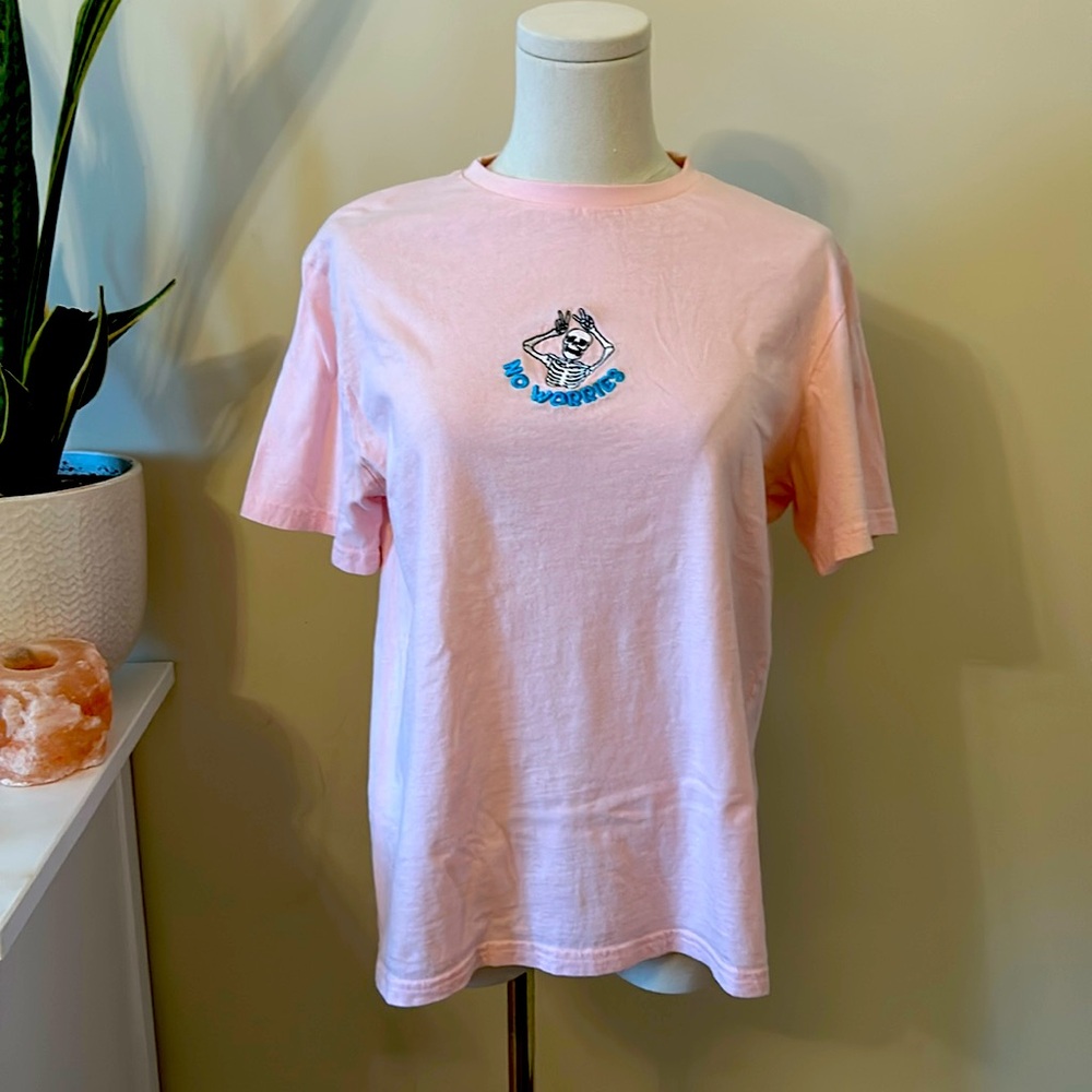 Eighty eight brand No Worries light pink T-shirt small embroidered skeleton